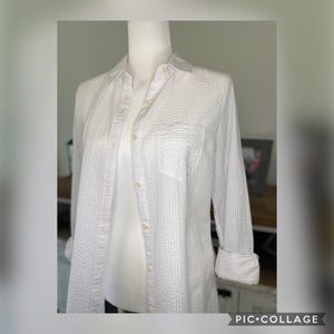 Banana Republic White Seersucker Button Up